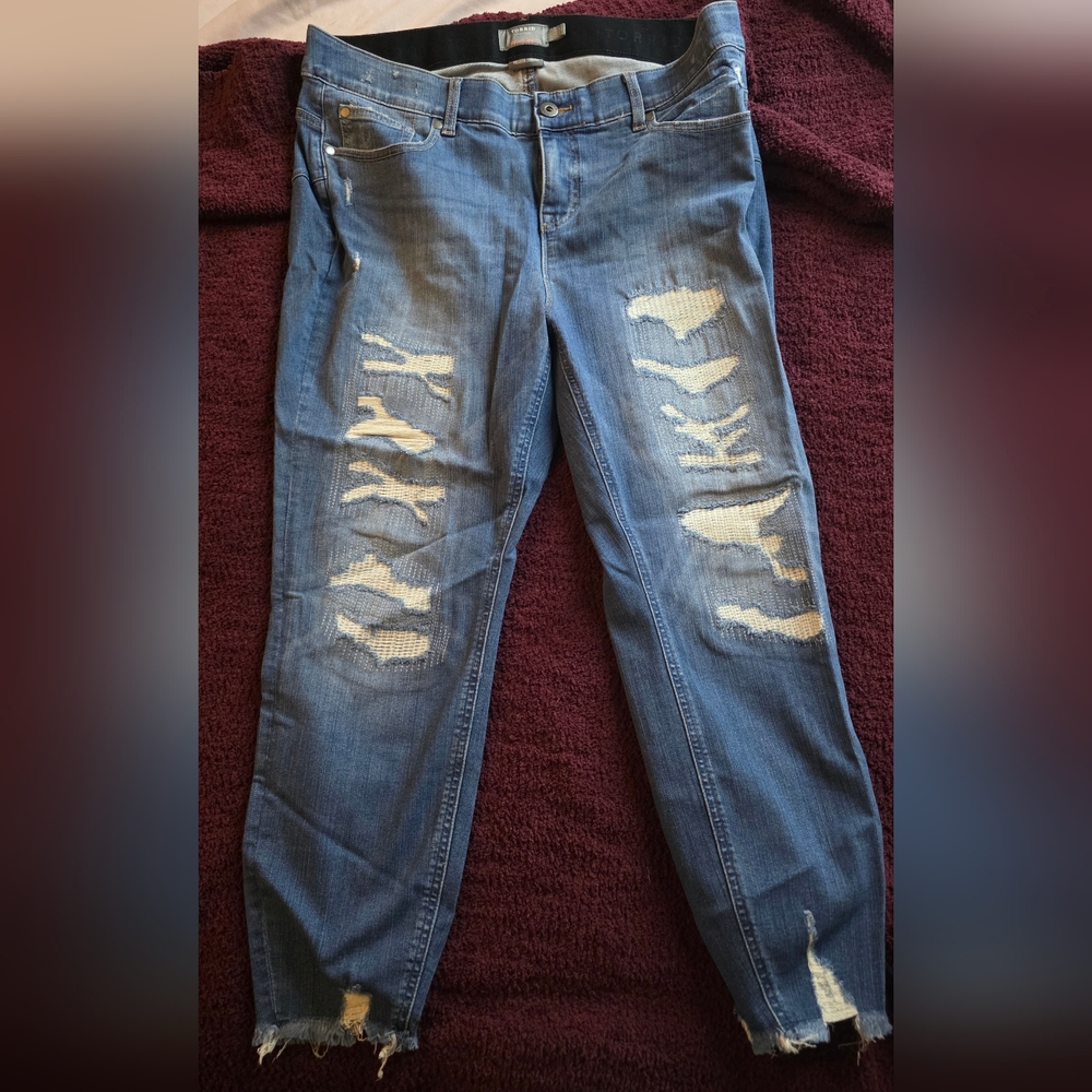 Torrid 18S Premium Stretch Skinny Jeans in Blue So